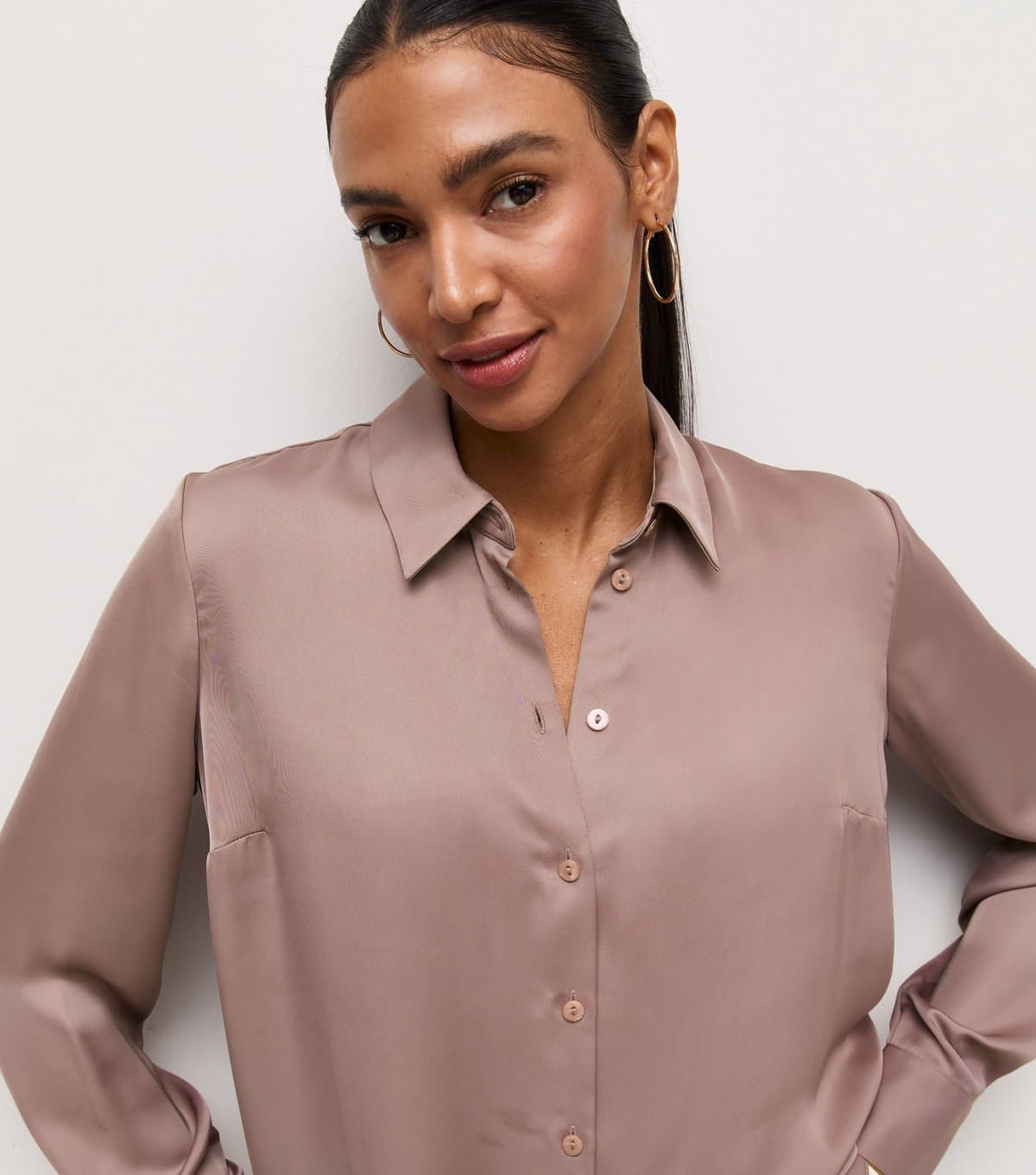 New Look Women's Mink Satin Long Sleeve Shirt New Look