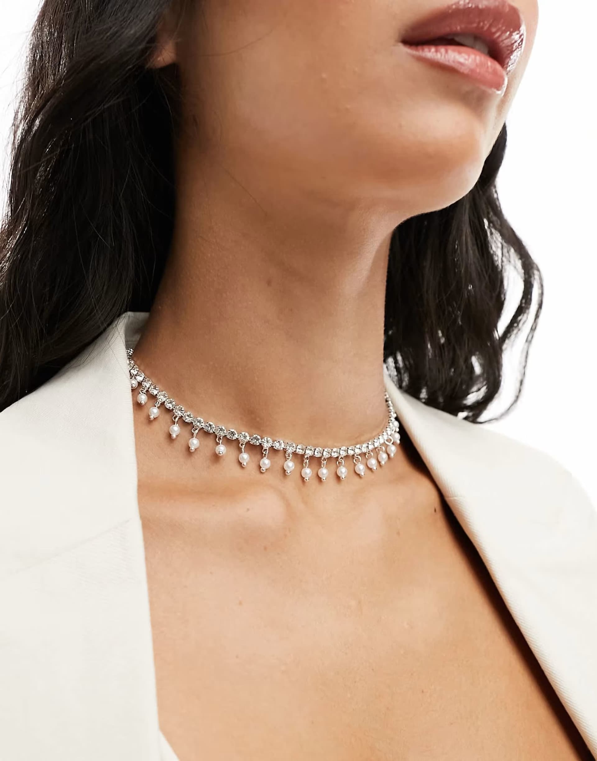 ASOS ASOS DESIGN Silver Tone Crystal Cupchain Choker Necklace With