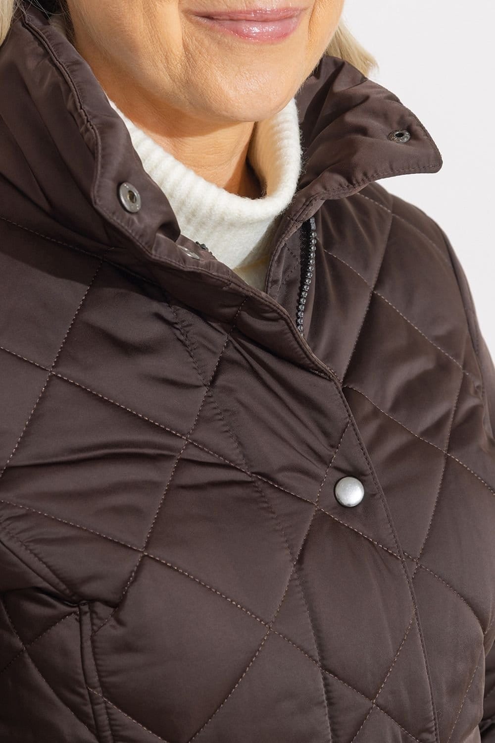 Anna Rose Anna Rose Women's Lightweight Quilted Jacket in Dark Brown - 4
