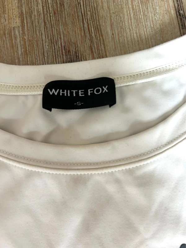 White Fox White Fox Archive 6.0 off white graphic logo fitted stretch short sleeve crop tee top S streetwear - 1