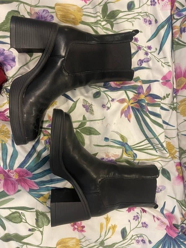 ASOS Women’s jet black leather platform heeled boots