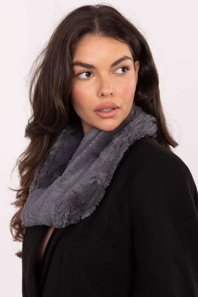Love Lace Love Lace Women's Soft Fluffy Fur Neck Warmer Stylish Windproof Winter Cozy Scarf in Grey - 2
