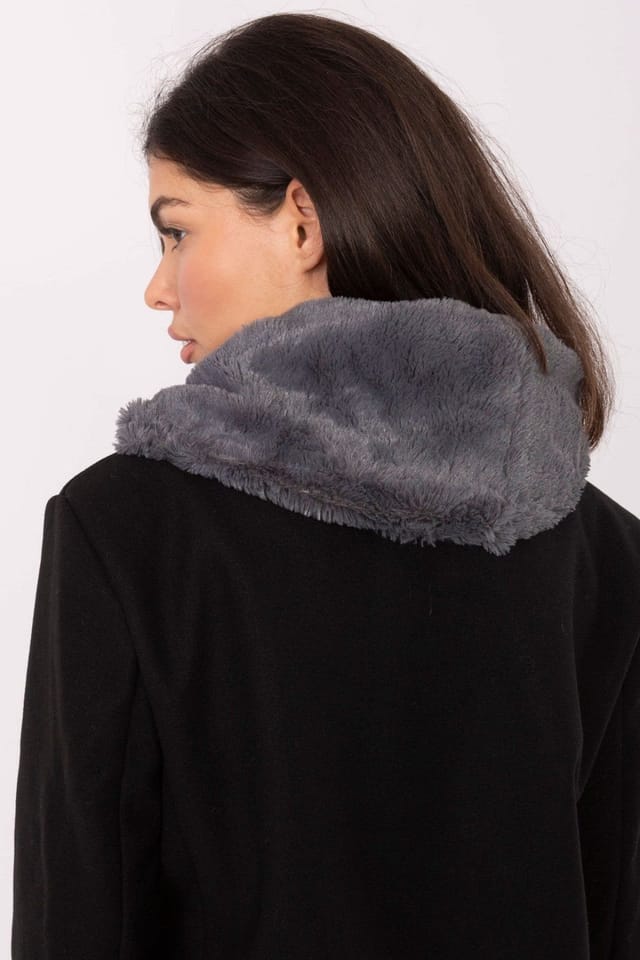 Love Lace Love Lace Women's Soft Fluffy Fur Neck Warmer Stylish Windproof Winter Cozy Scarf in Grey - 3