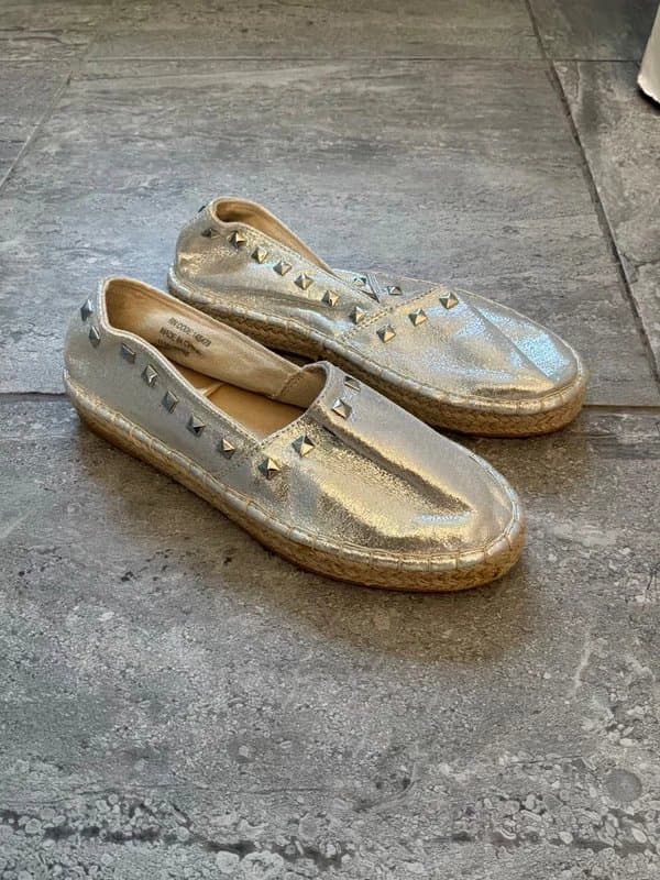 unbranded Silver studded espadrille shoes size 5
