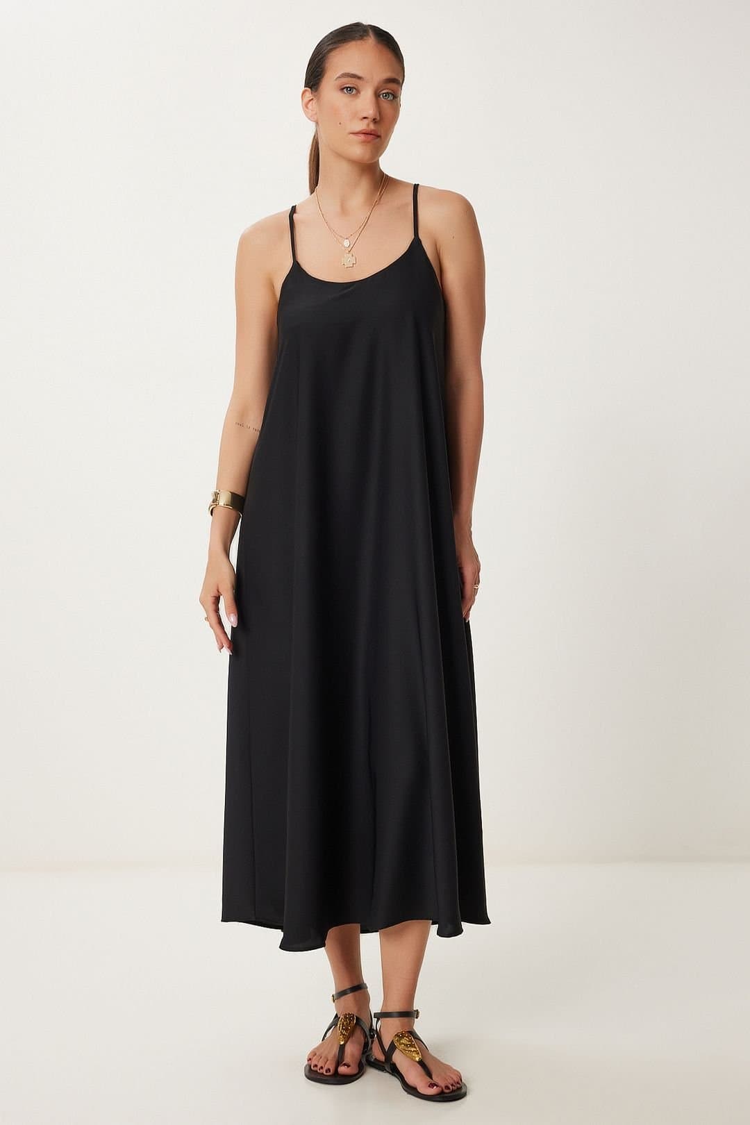 Happiness Istanbul Happiness Istanbul Black Loose Fit Midi Dress with U Collar