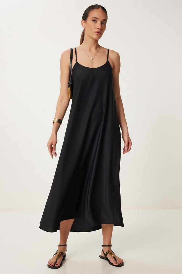 Happiness Istanbul Happiness Istanbul Women's Loose Fit Midi Dress with U Collar in Black - 2