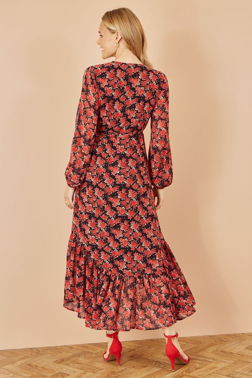 Yumi Yumi Women's Red Rose Print Dipped Hemline Midi Dress With Open Long Sleeves - 4