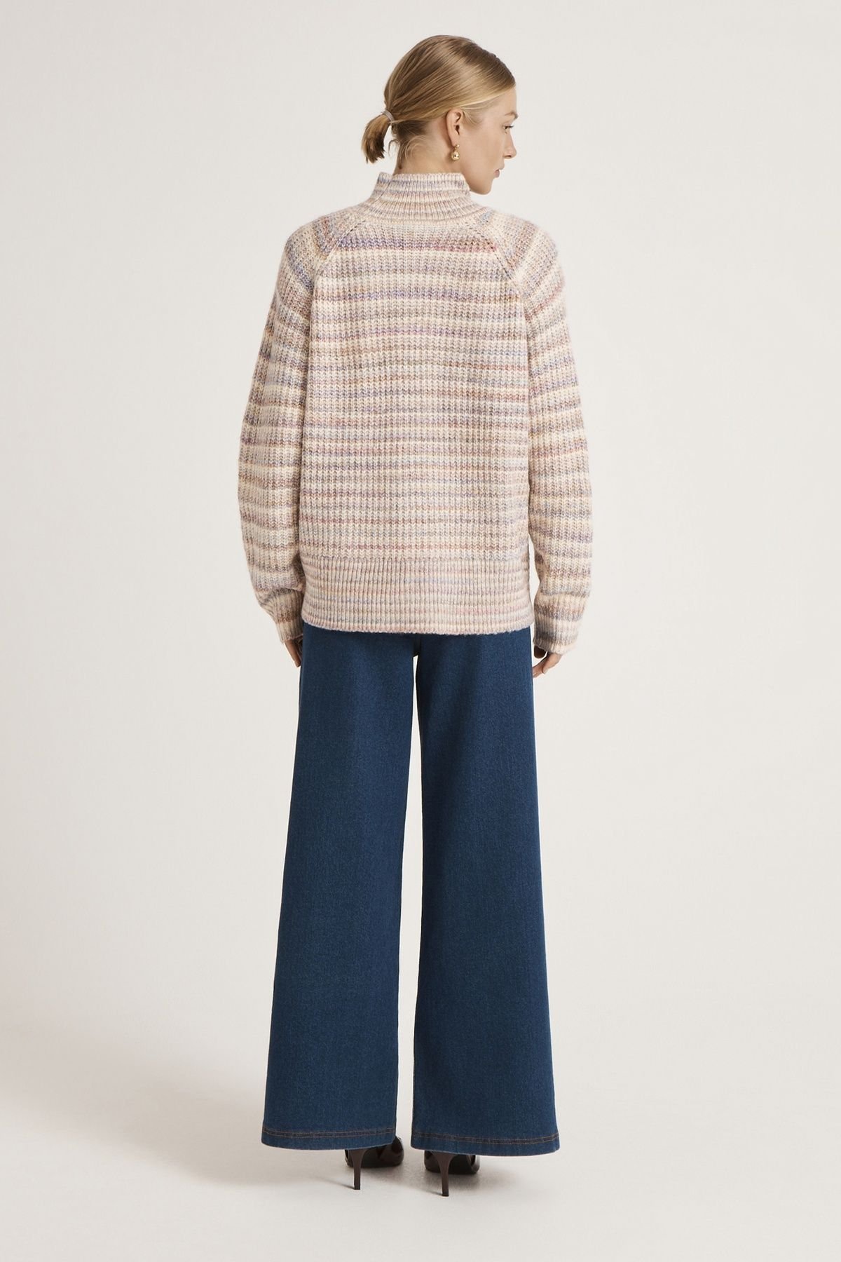 Finery London Finery London Women's Helen Funnel Neck Knitted Sweater in Pale Pink - 3