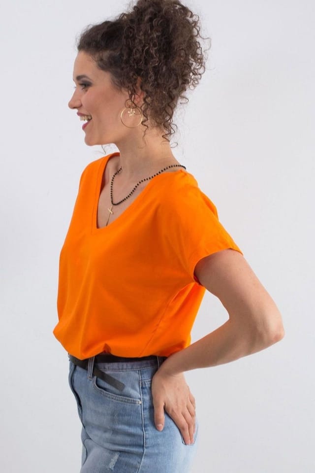 Love Lace Love Lace Women's Short Sleeve Heart Neck T-Shirt for Every Day in Orange - 2