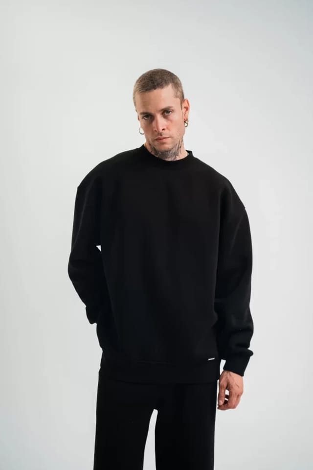 Janes Janes Men's Oversized Crew Neck Fleece Sweatshirt in Black - 2