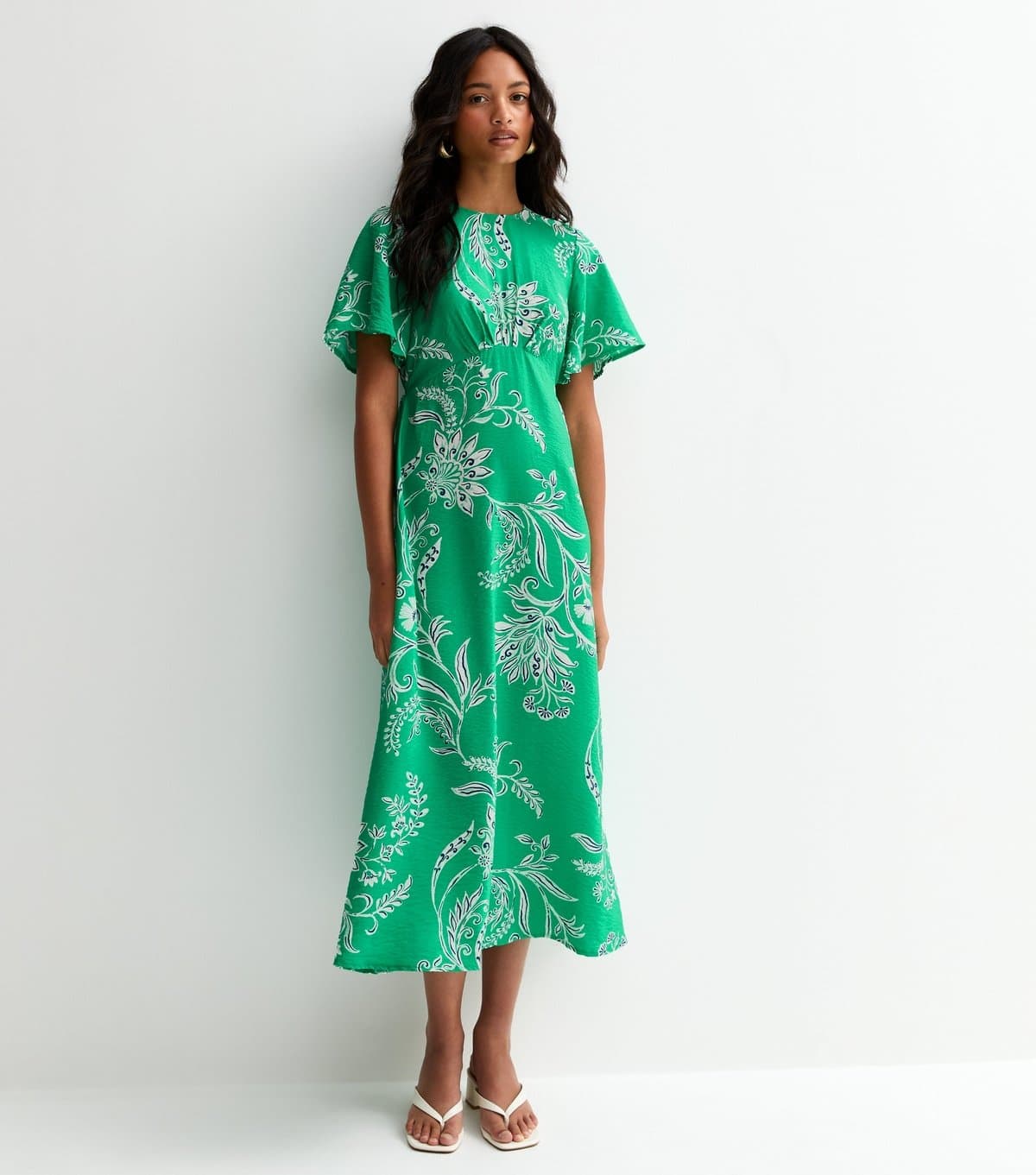 New Look Women's Green Floral Baroque Flutter Sleeve Midi Dress New Look