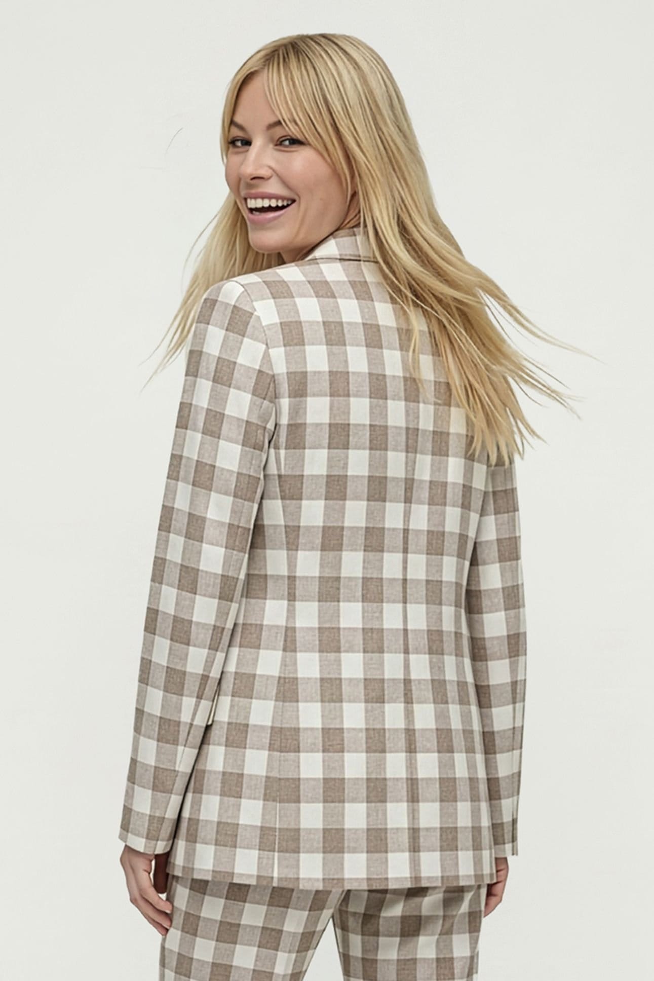 Lily and Lionel Lily and Lionel Women's Oatley Check Print Blazer Jacket in Light Brown - 4