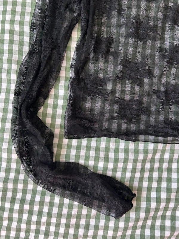 ASOS ASOS Size M Black off shoulder long sleeve lace top