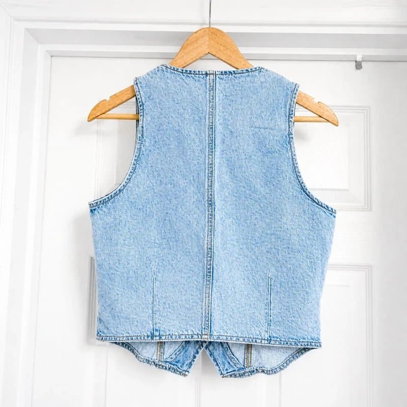 F&F Beautiful Women's F&F Light Blue Denim 100% Cotton Waistcoat Top size 8