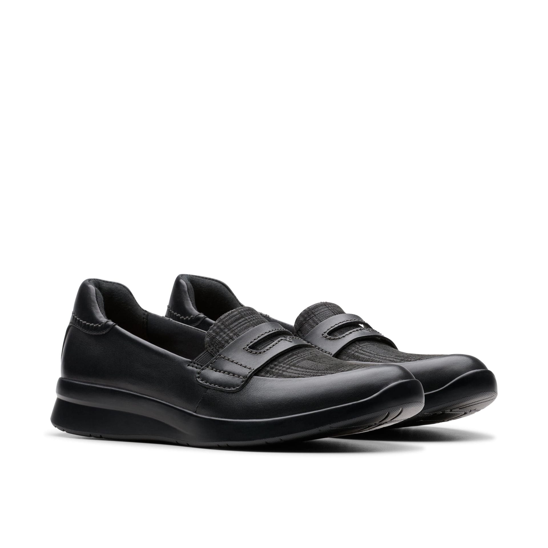 Clarks Clarks Women's Ellowyn Penny Black Leather Loafers, Slip Ons - 4