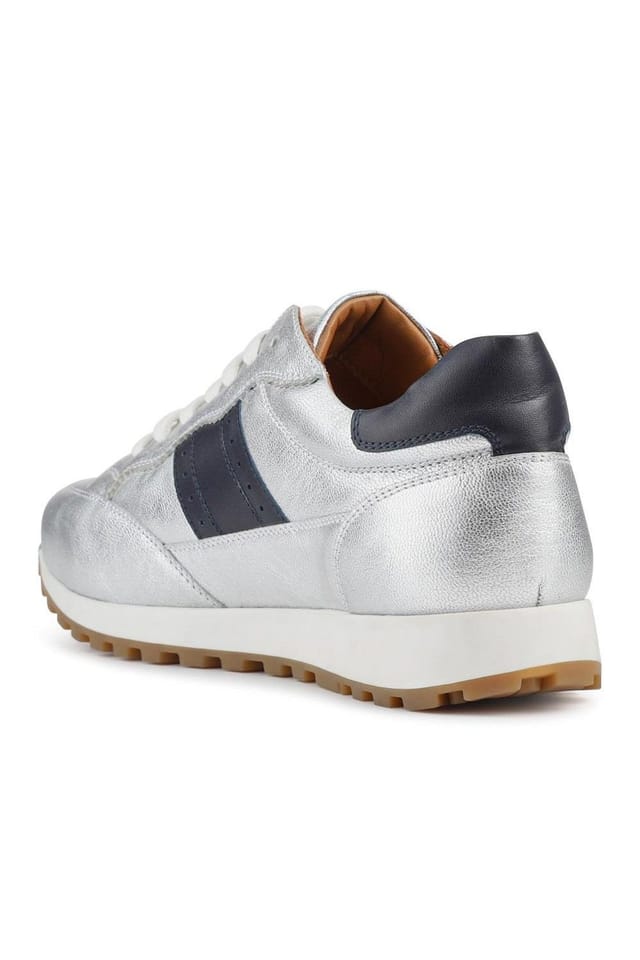 Jones Bootmaker Jones Bootmaker Women's Amika Leather Grip Sole Trainers in Silver - 3