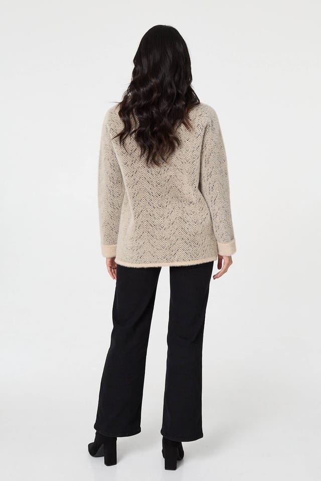 Izabel London Izabel London Women's Chevron Texture Faux Fur Boxy Jacket in Beige - 3