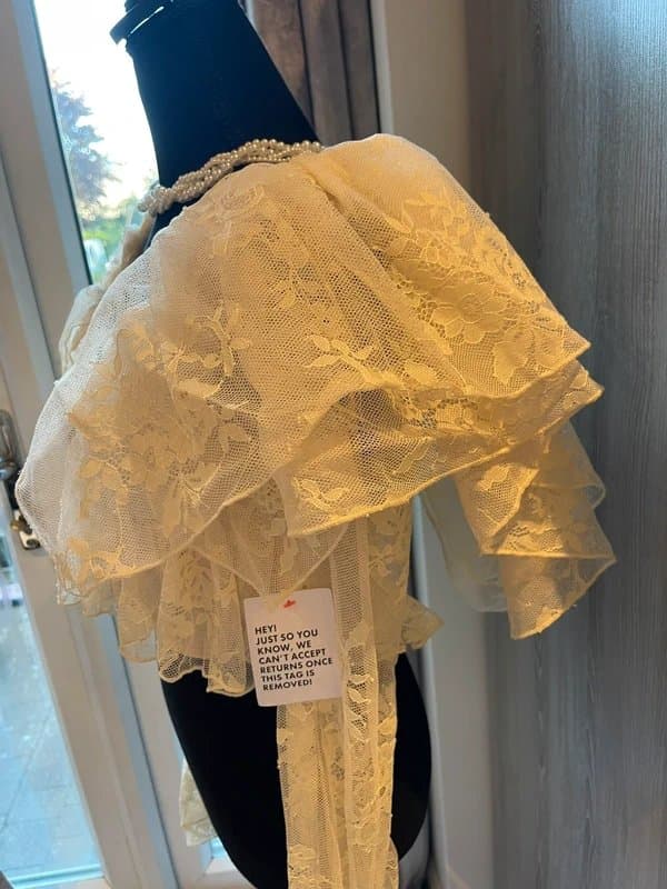 ASOS Cream lace crop top structure bustier /size UK6