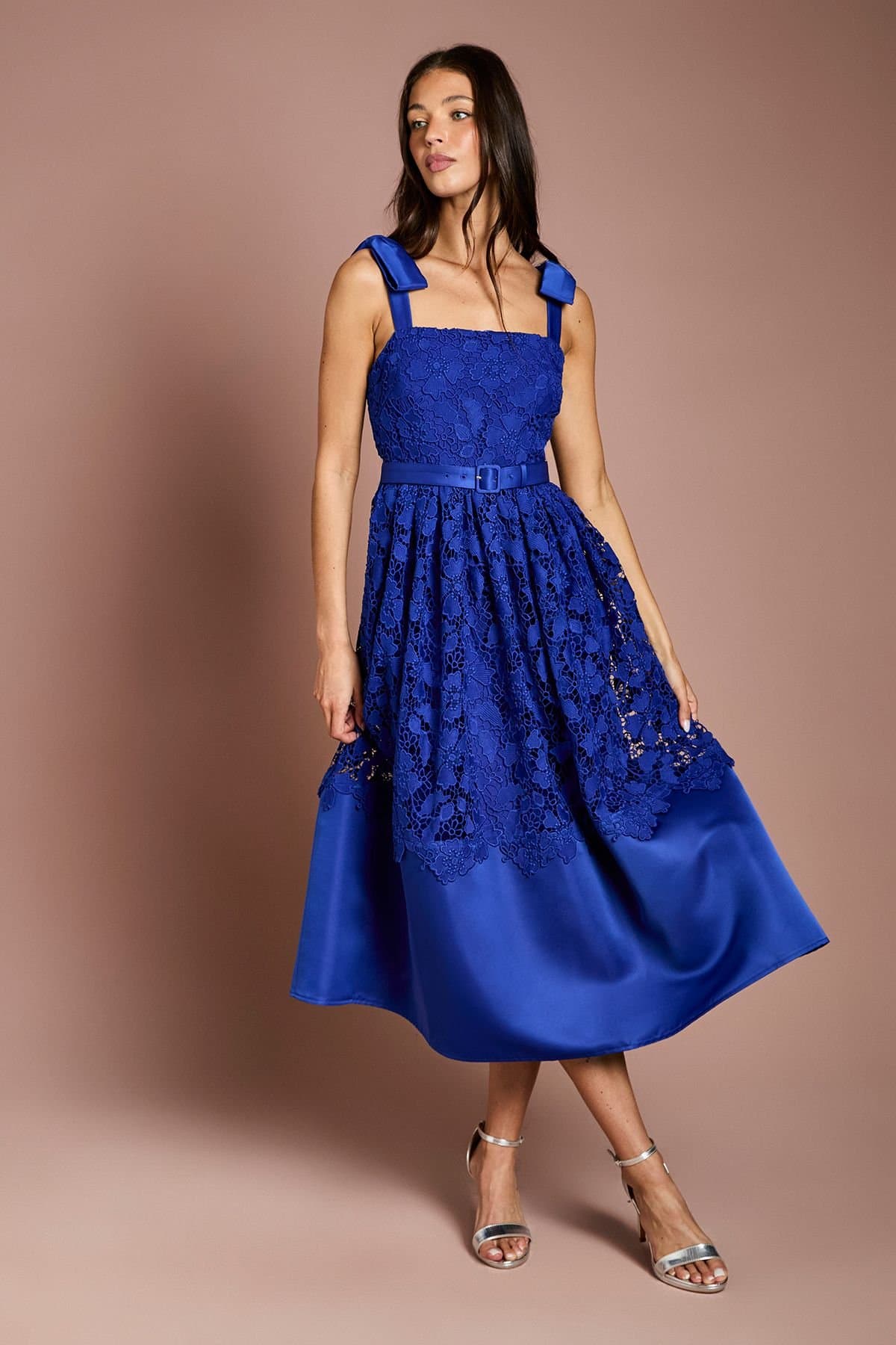 Coast Coast Women's Bow Shoulder Square Neck Lace Midi Dress in Cobalt