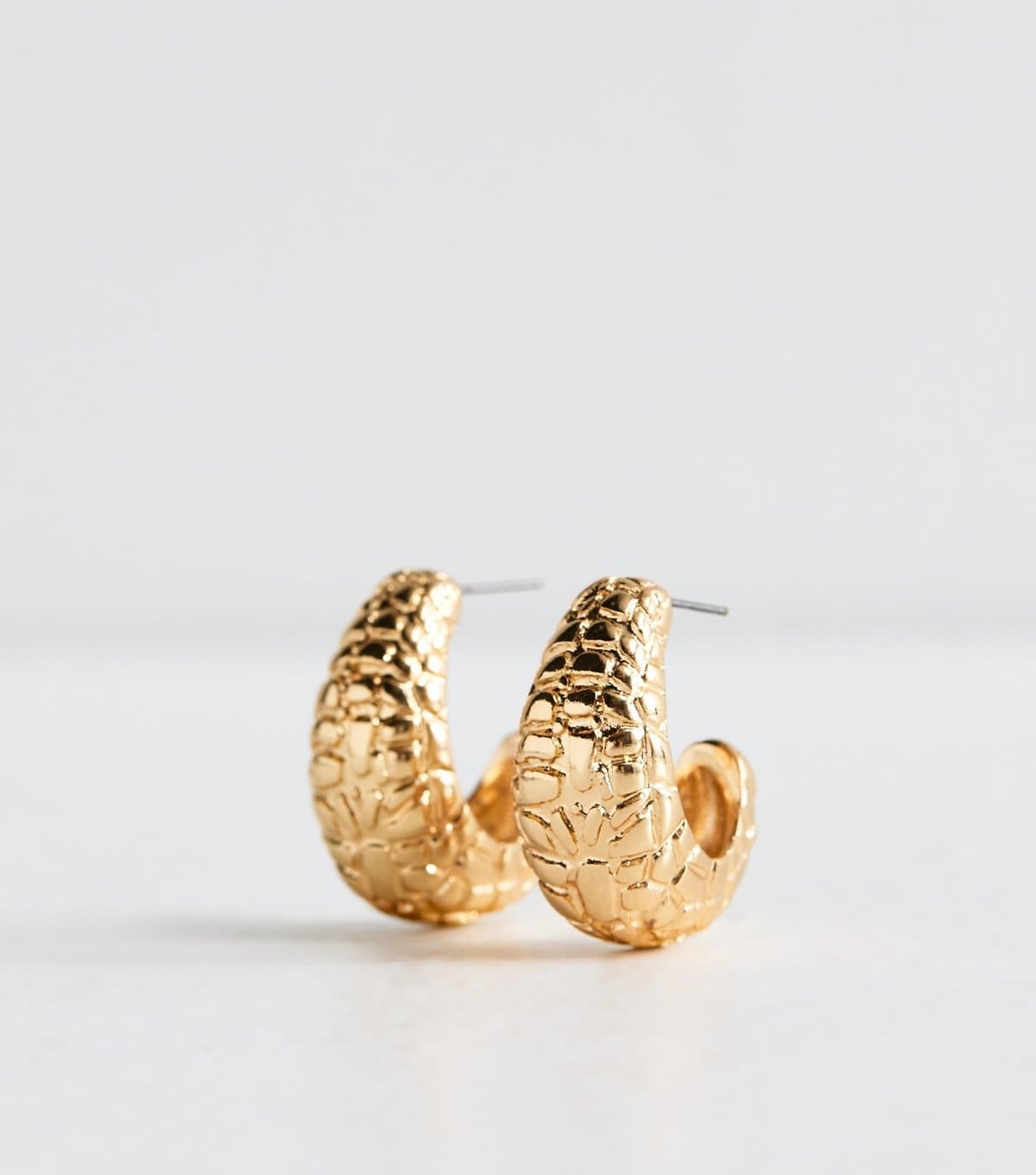 New Look Gold Tone Beaten Chunky Open Hoop Earrings New Look