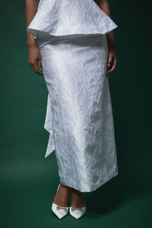 Coast Coast Women's Lisa Tan Jaquard Pencil Skirt in White - 2