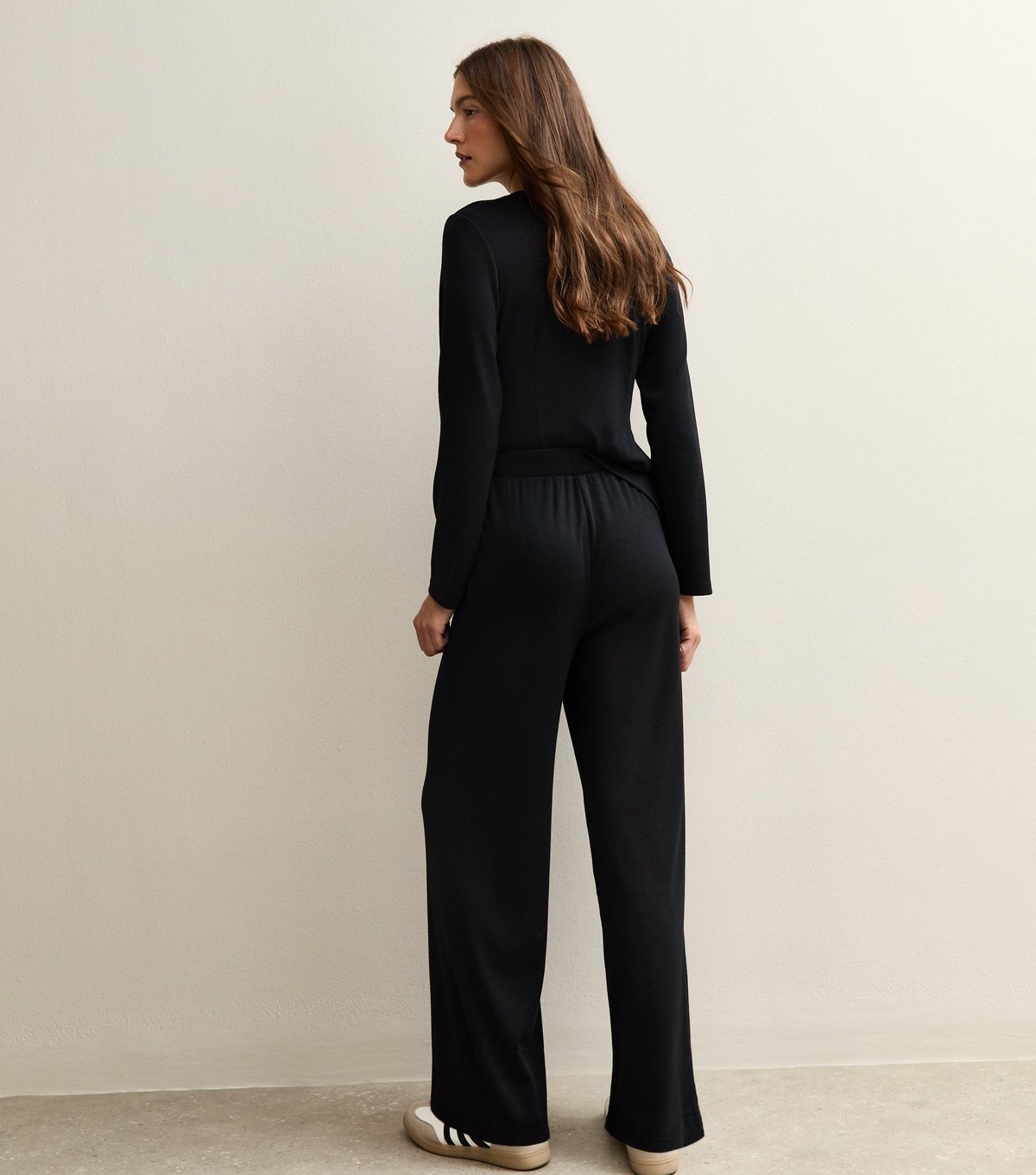 New Look Women's Black Soft Touch Front Seam Wide Leg Trousers New Look - 4