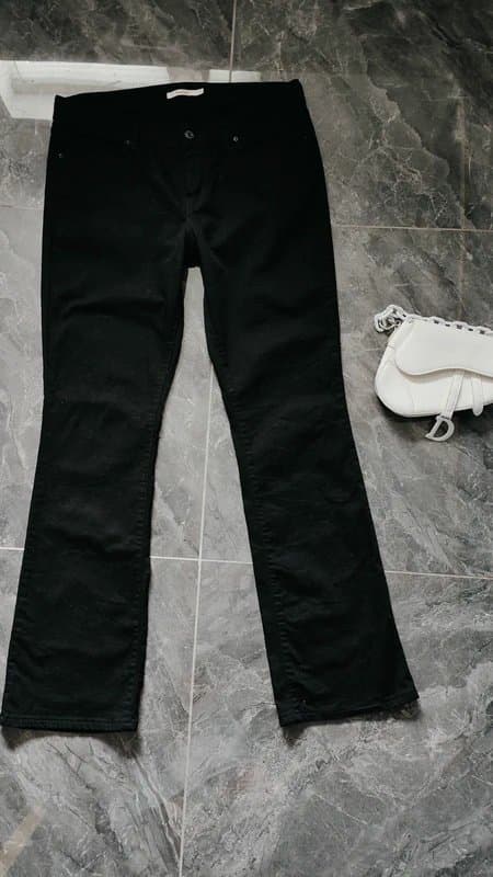 Levis Levi's Bootcut size 34