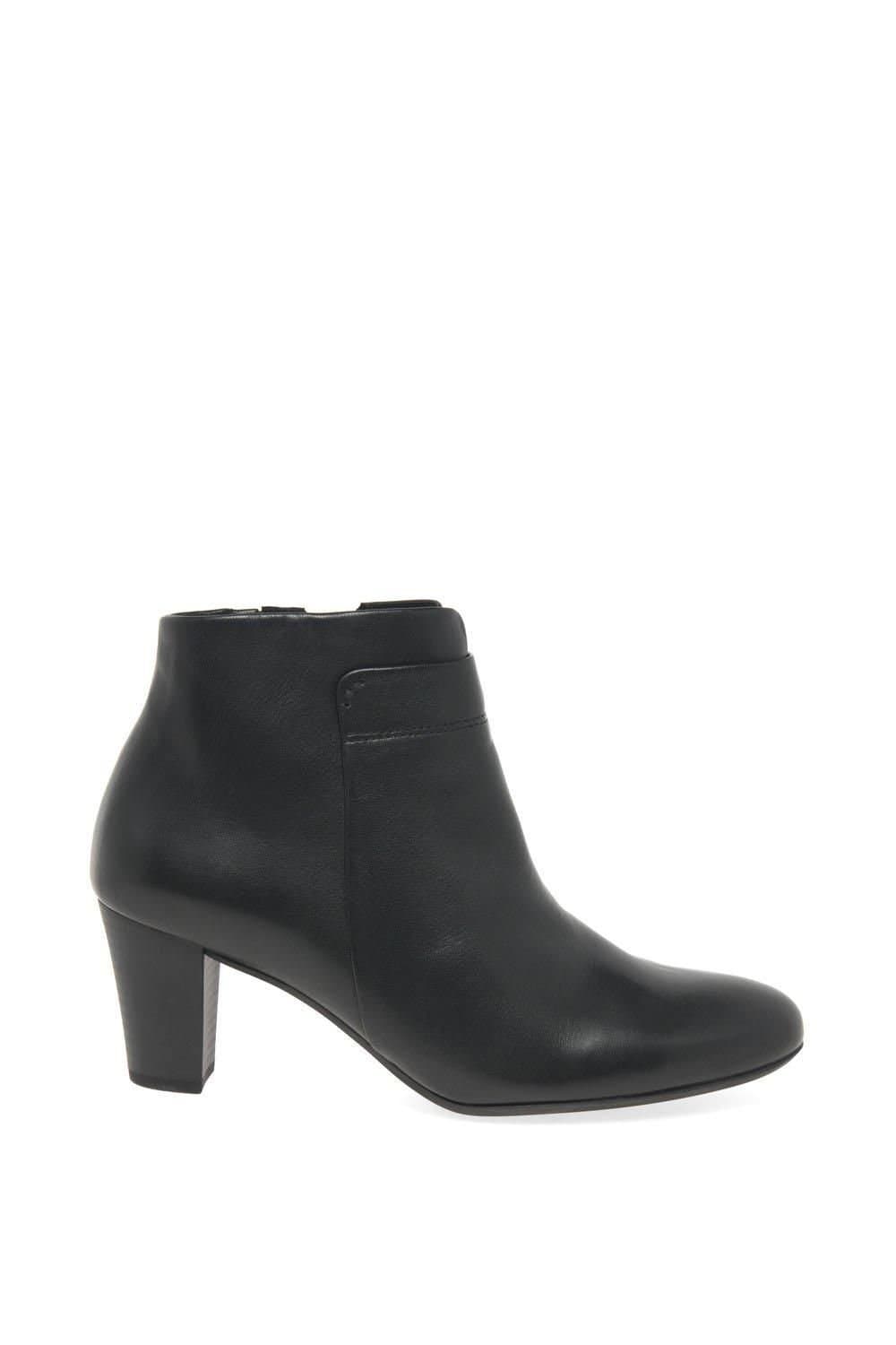 Gabor Gabor Women's 'Matlock' Ankle Boots in Black
