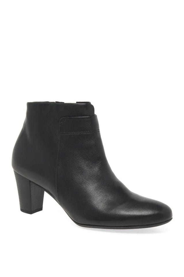 Gabor Gabor Women's 'Matlock' Ankle Boots in Black - 3