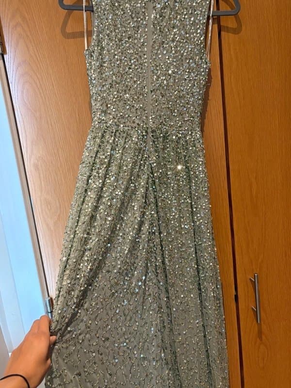 Quiz Quiz maxi dress in sage