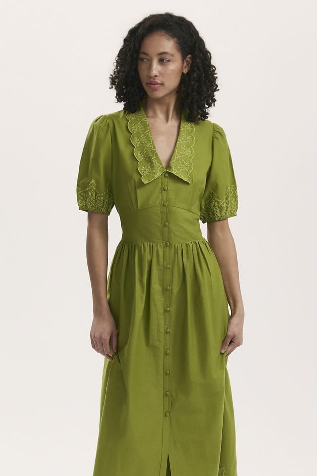 Finery London Finery London Women's Arianna Embroidered Cotton Midi Dress in Lime - 2