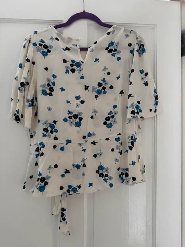 New Look Lovely blouse