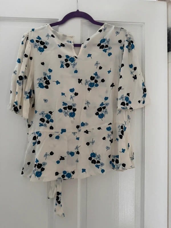 New Look Lovely blouse - 1