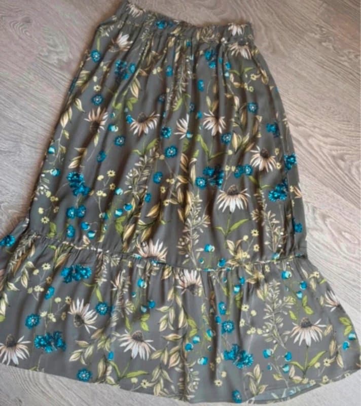 Marks & Spencer M&S Khaki Floral Tiered Midi Skirt UK 12 Cottagecore Festival Boho Prairie Fairy Grunge