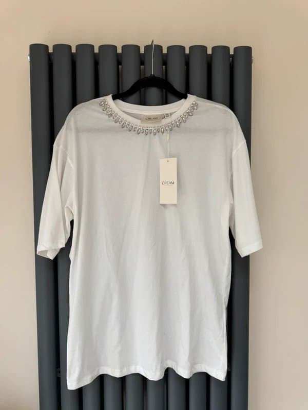 Cream Cream Leona Deco Embellished T-Shirt XS White Crystal Neckline Top