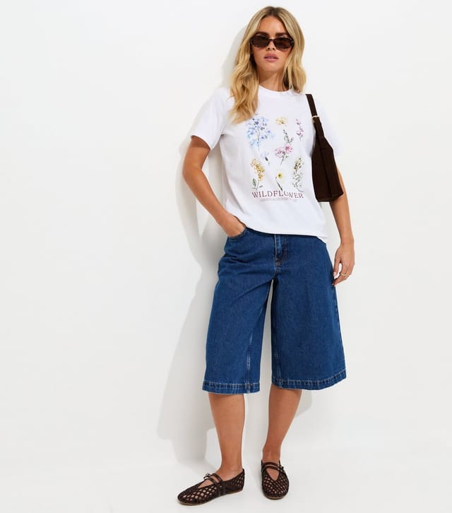 New Look Women's Petite White Cotton Wildflower Print T-Shirt New Look - 2