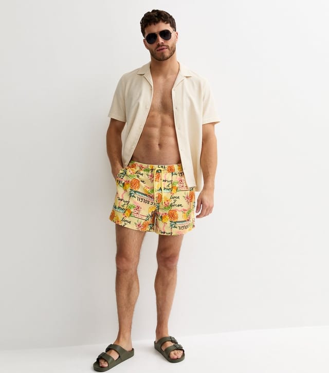 New Look Men's Yellow Regular Tropical Swim Shorts New Look - 2