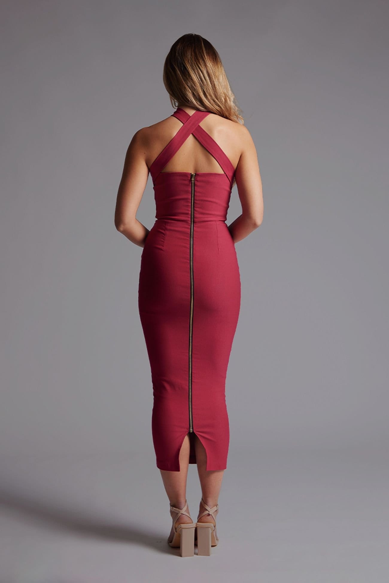Vesper Vesper Women's Halter Neck Bodycon Midaxi Dress in Raspberry - 4