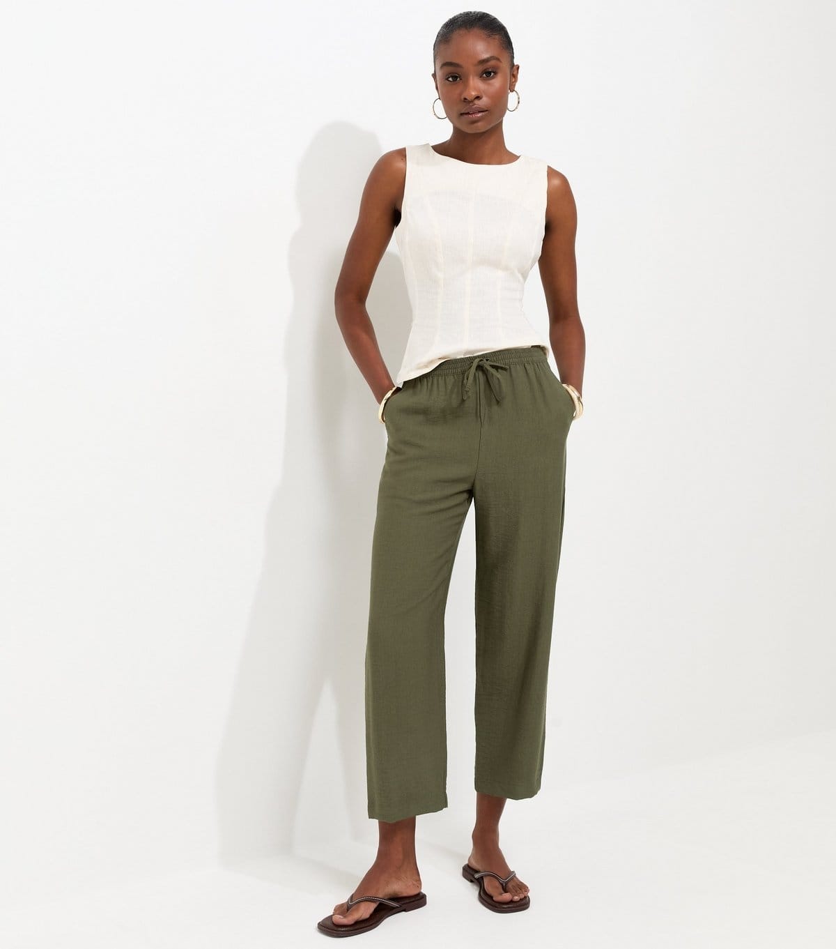 Women's Light Khaki Woven Ankle Grazer Trousers New Look