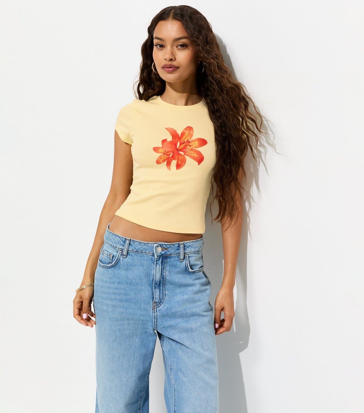 New Look Women's Petite Light Yellow Cotton Rich Tiger Lily Print Baby Tee T-Shirt New Look