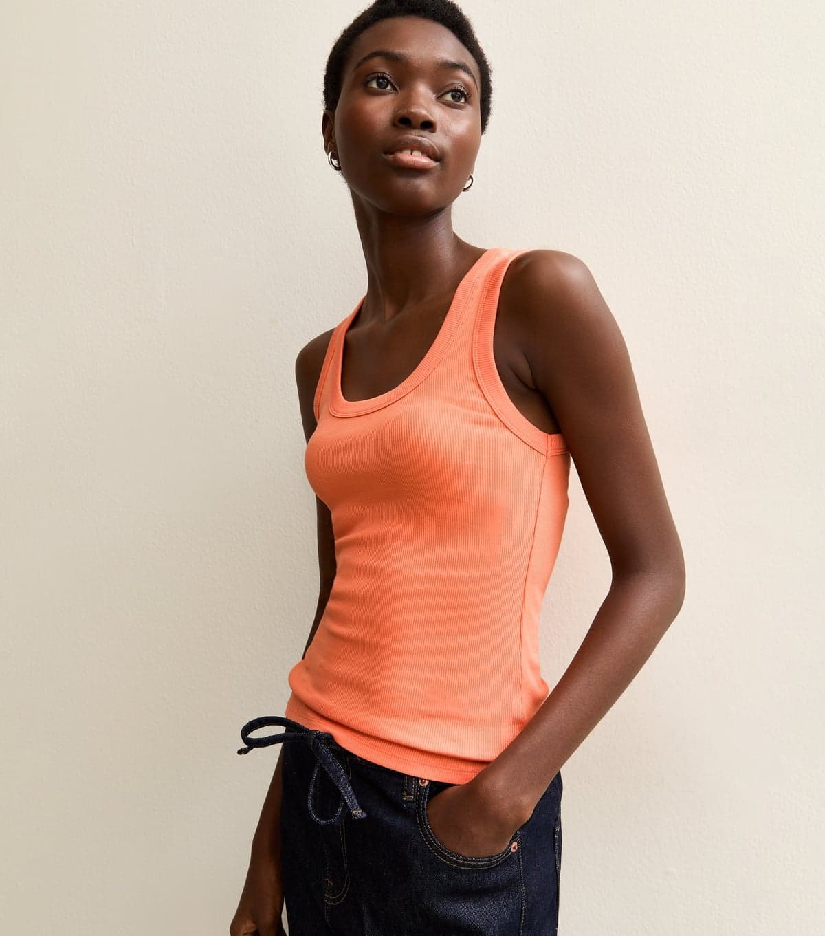 New Look Women's Tall Dark Coral Ribbed Scoop Neck Vest New Look