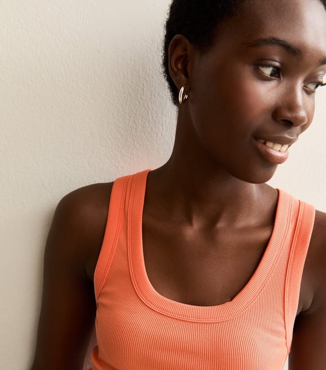 New Look Women's Tall Dark Coral Ribbed Scoop Neck Vest New Look - 2