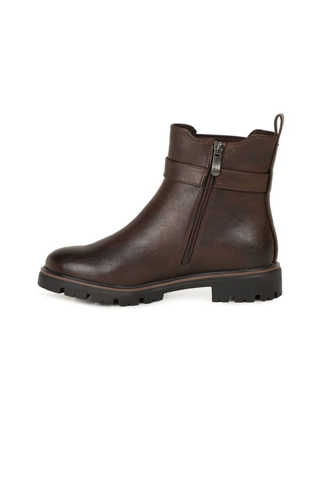 marco tozzi Marco Tozzi Women's 'Burgos' Chelsea Boots in Brown - 2