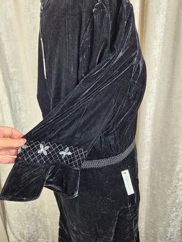 Love & Roses Love & roses english national ballet range embellished velvet mini dress size 20