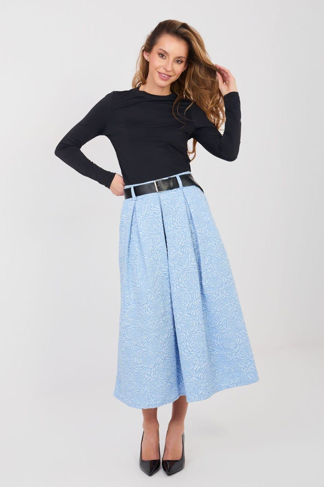 Love Lace Love Lace Women's Floral Pleated Flared Midi Skirt with Pockets in Blue
