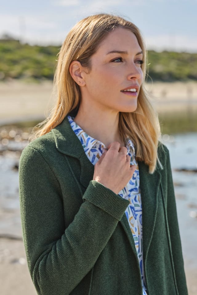 WoolOvers WoolOvers Women's Moss Stitch Cotton Jacket in Green - 2