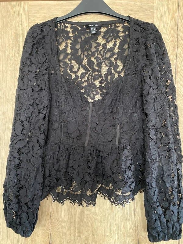 New Look New look black crochet lace top size 12