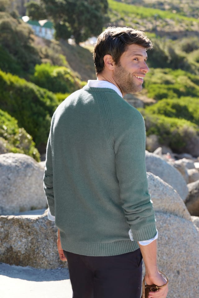 WoolOvers WoolOvers Men's Moss Stitch Essential Crew Neck Jumper in Mint - 3