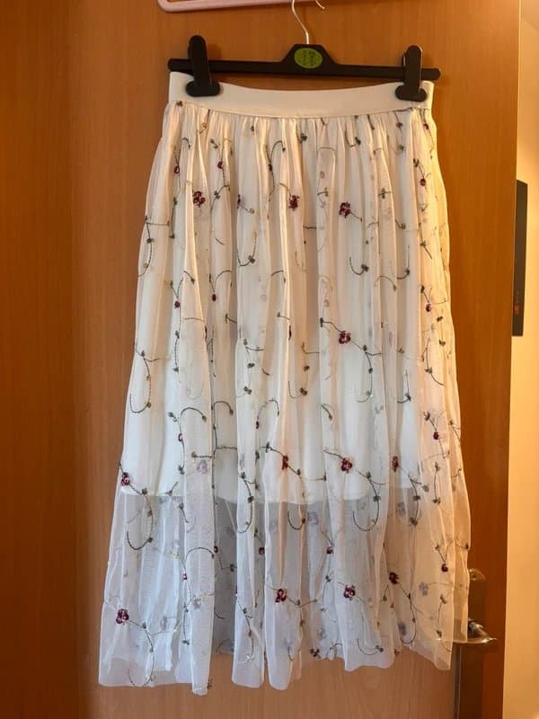 New Look Size 12 white tulle skirt