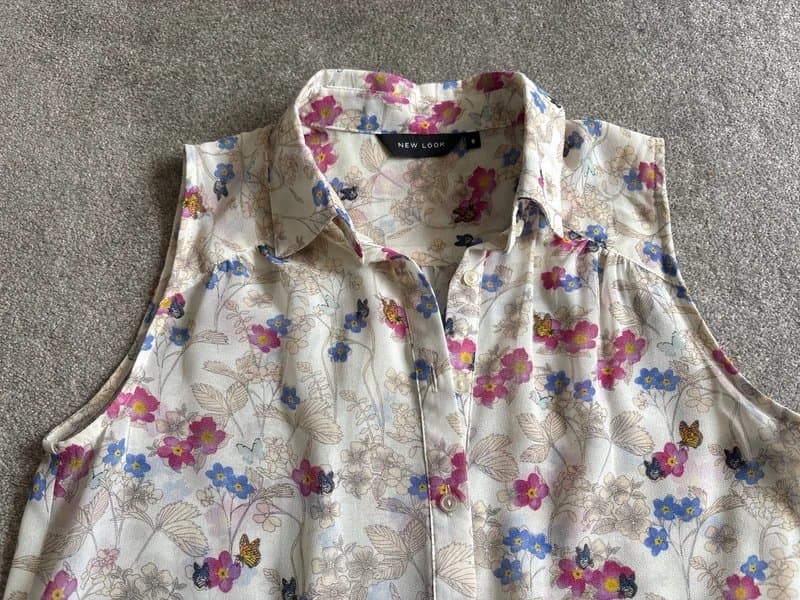 New Look New Look sleeveless blouse size 8